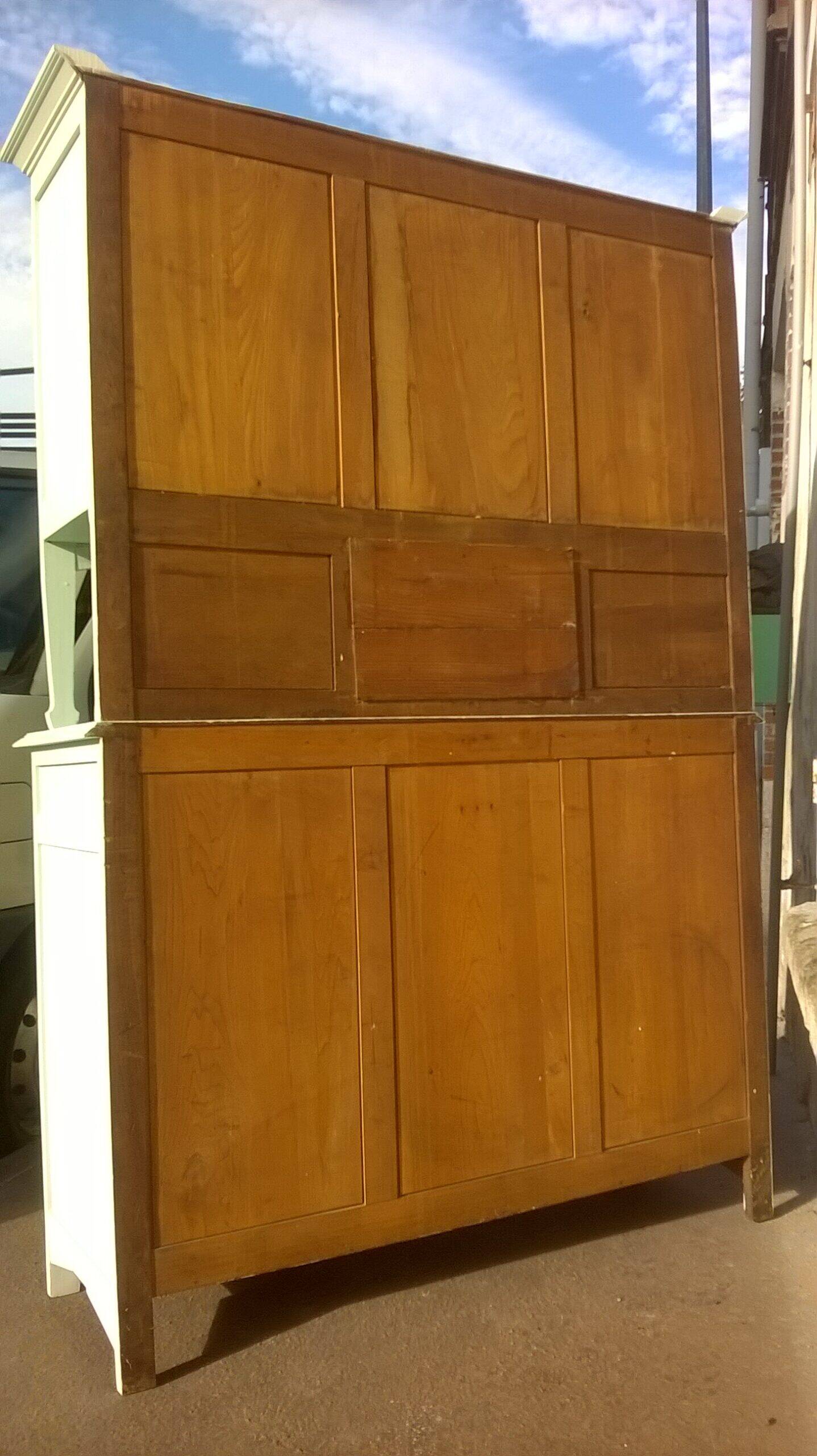 1930s sideboard/china cabinet. - Vintage sideboards and buffets