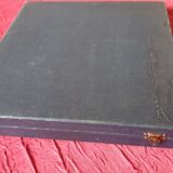 Box of 24 horn handle knives