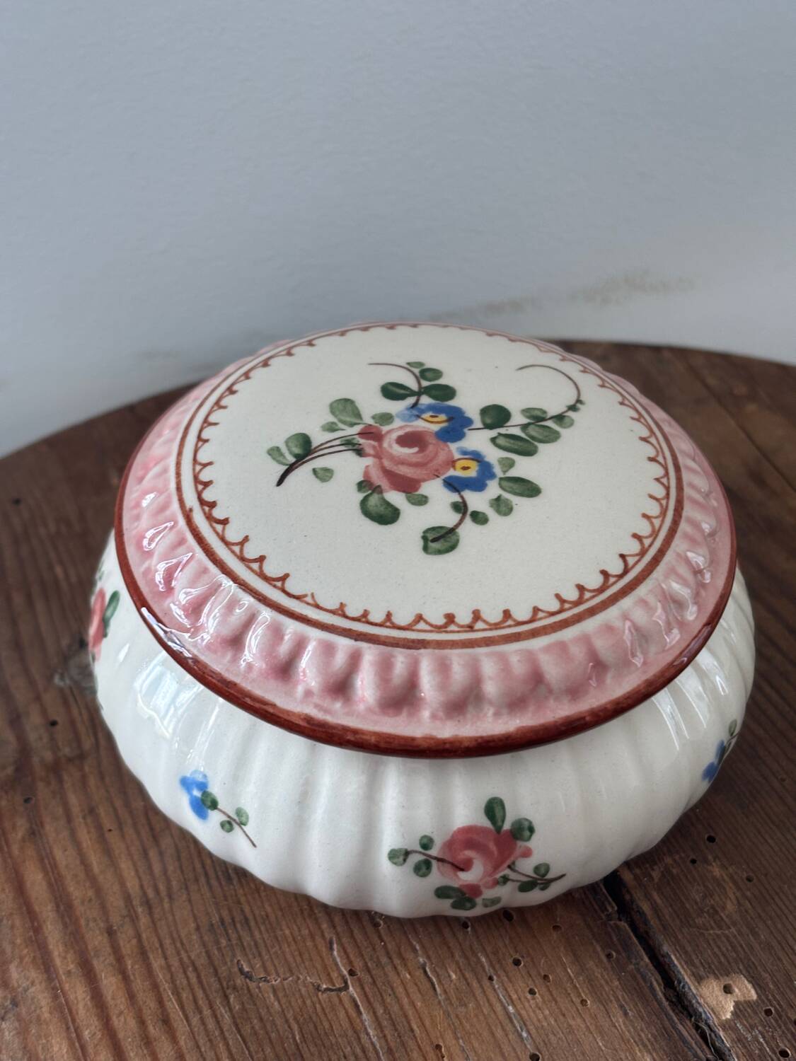 Vintage lot of two shabby chic candy jars hand-decorated.