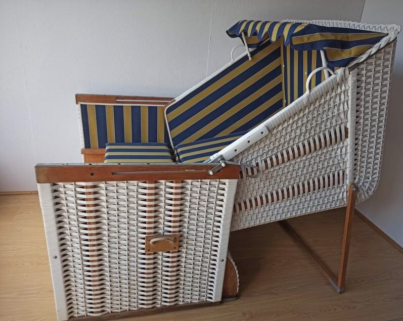 Beach and garden basket tcm 80s.