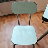 Table et chaises en formica