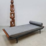 Vintage Dutch design Cleopatra daybed sofa A.R Cordemeijer Auping