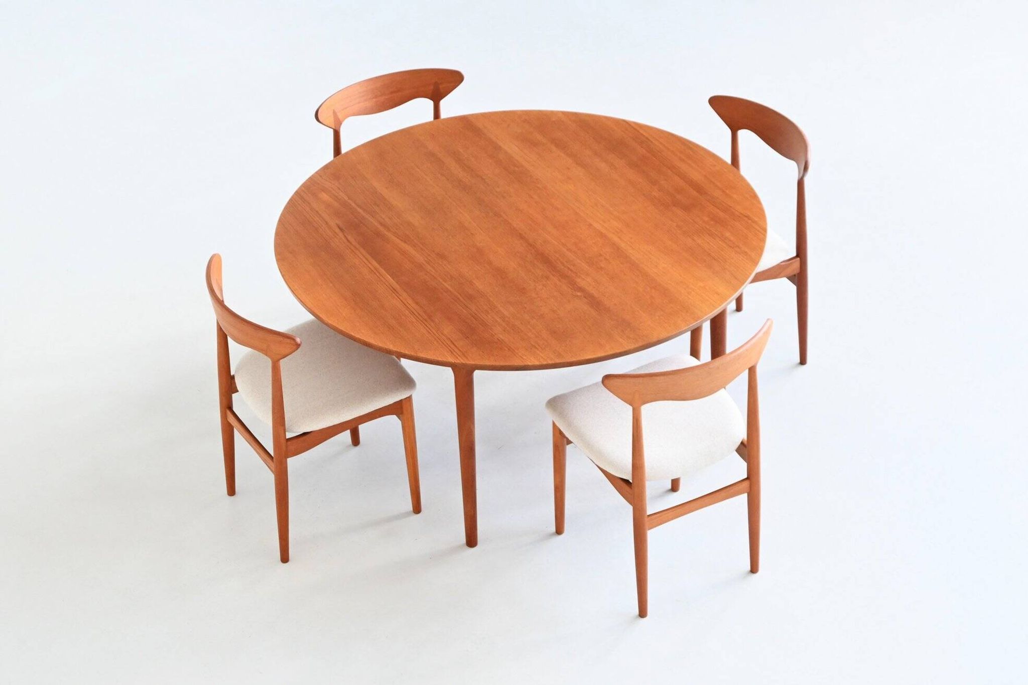 France & Son round dining table in teak Cado Denmark 1960