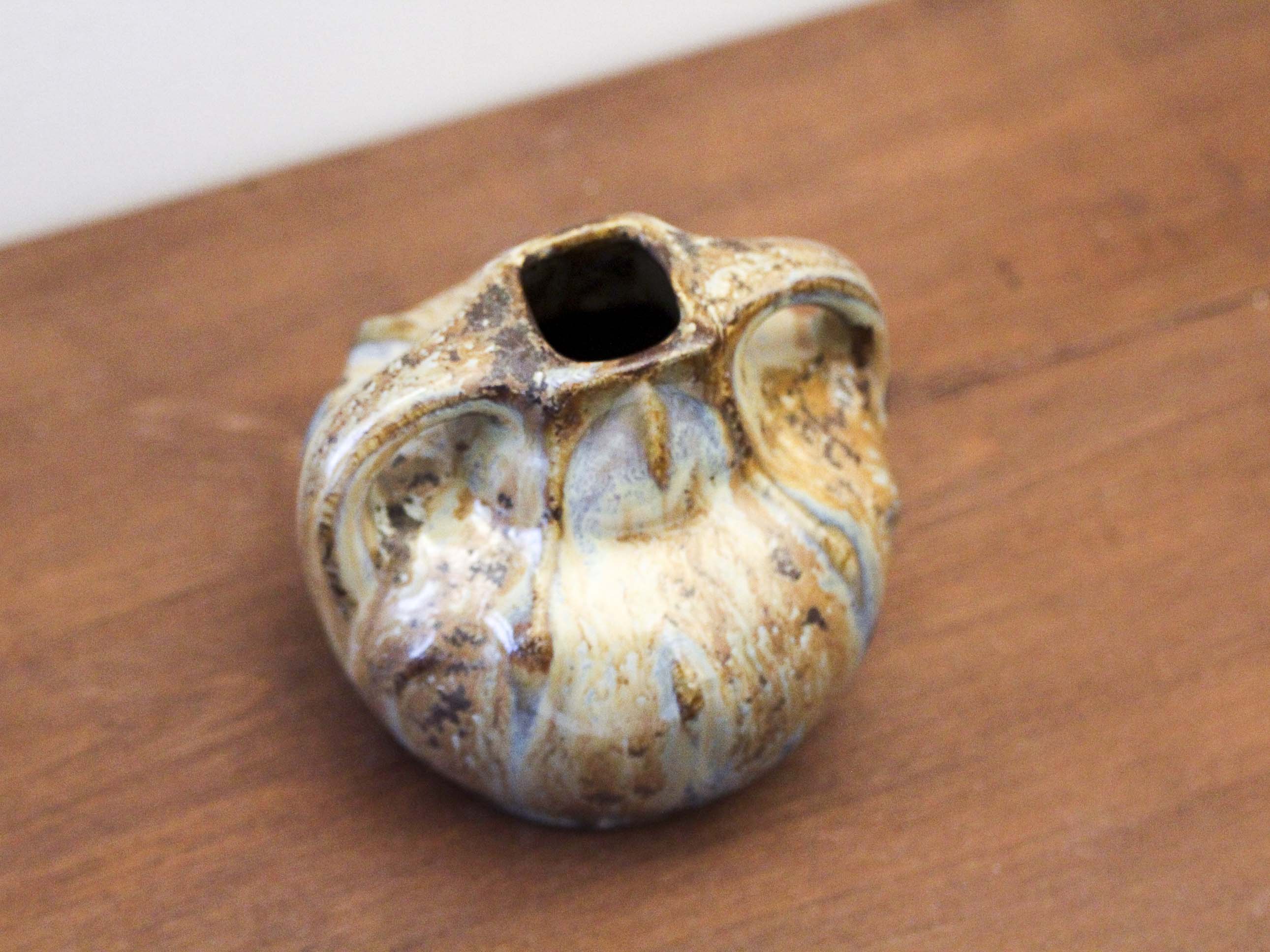 Art deco ceramic vase with coulure