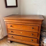 Cherrywood chest of drawers