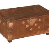 Indian chest in wood and gilded metal