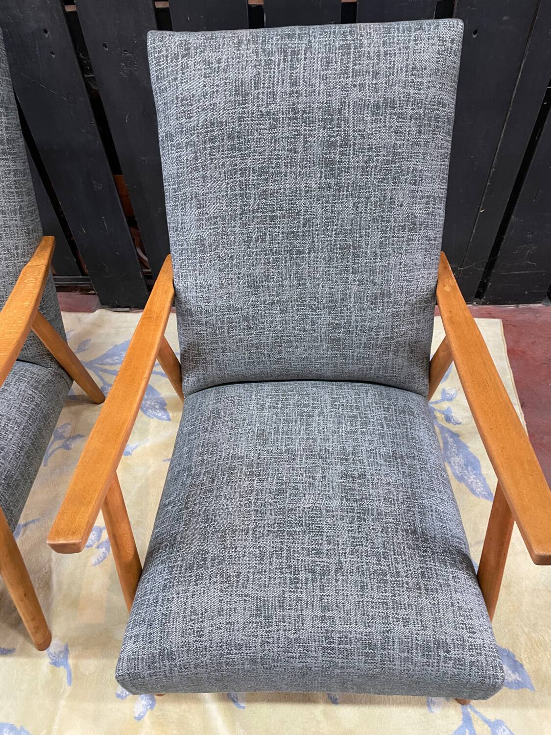 Paire de faiteuils vintage gris chiné