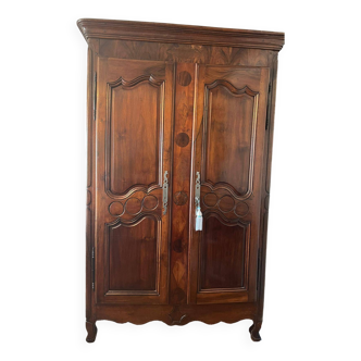 18th century Sennecey Louis XV style wardrobe