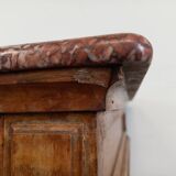 Marble top store bank