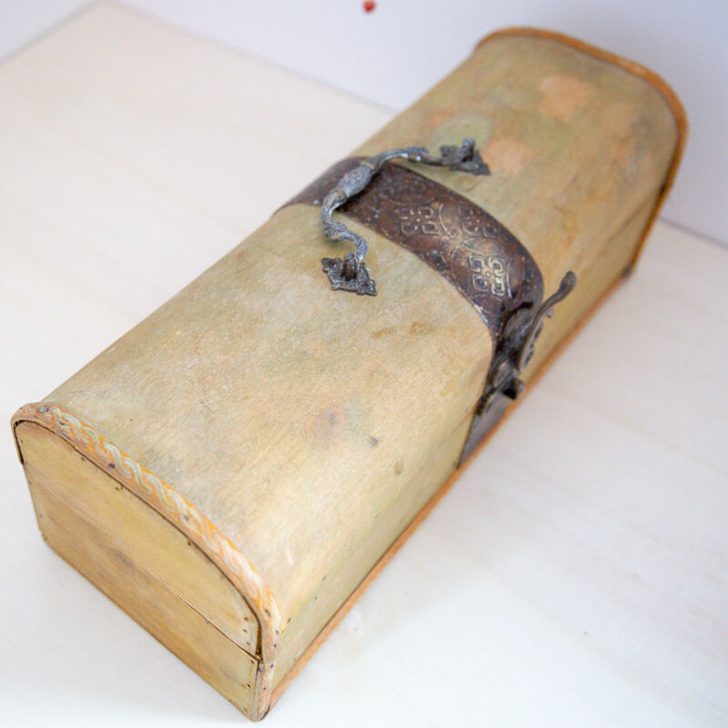Vintage wooden box