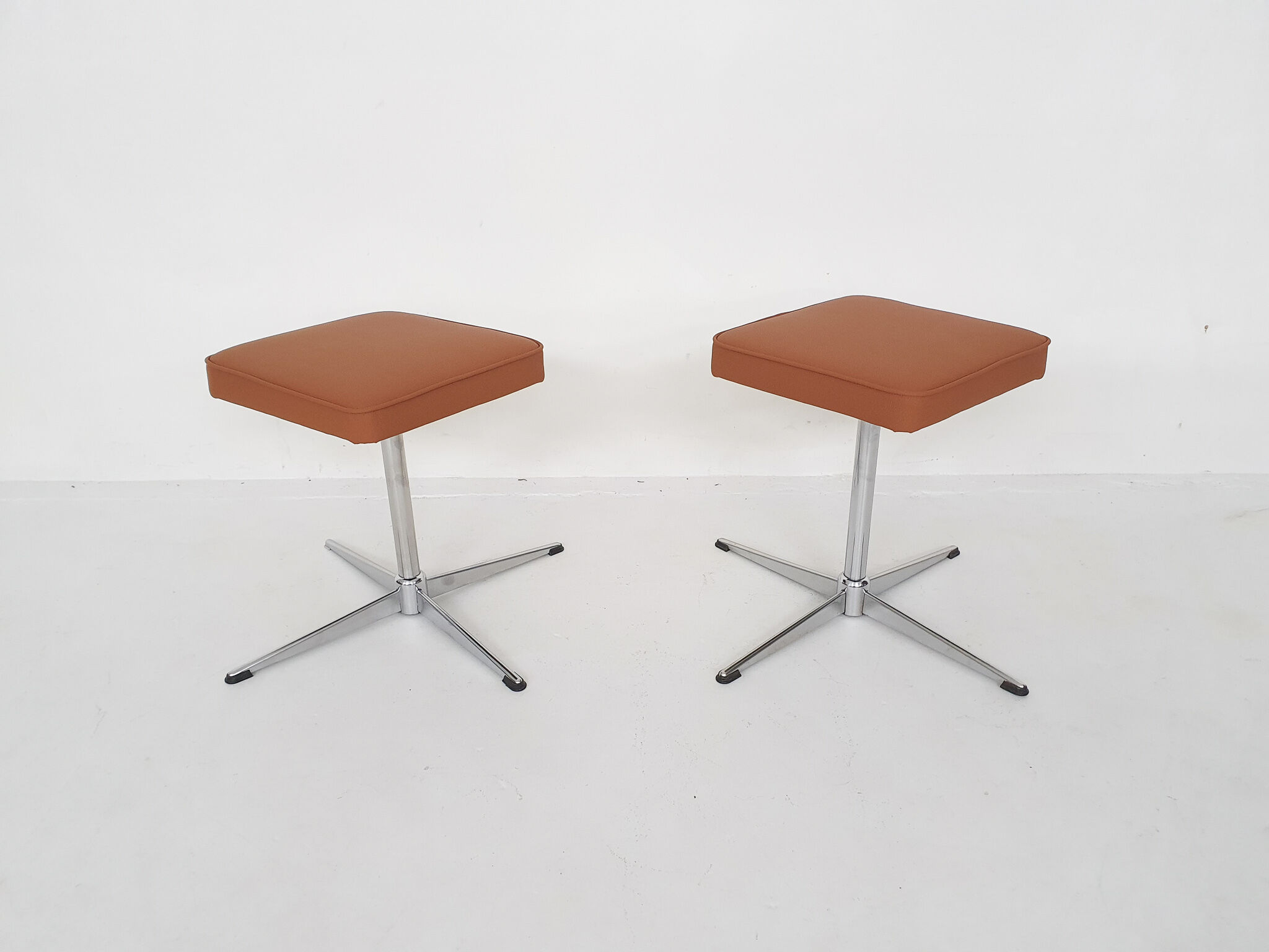 Set of two mid-century swivel stools, The Netherlands