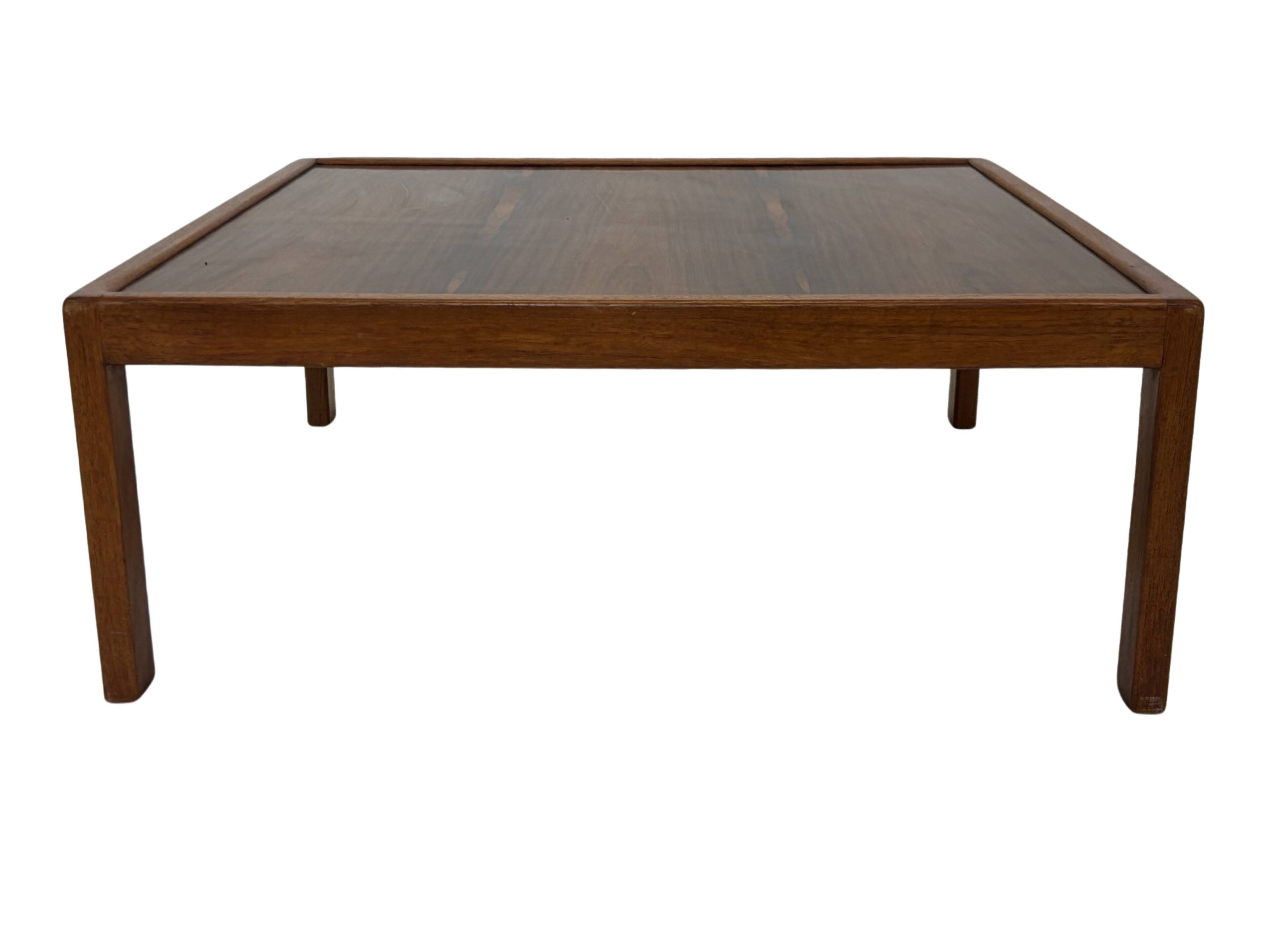 Vintage coffee table rosewood 70's design minimalist