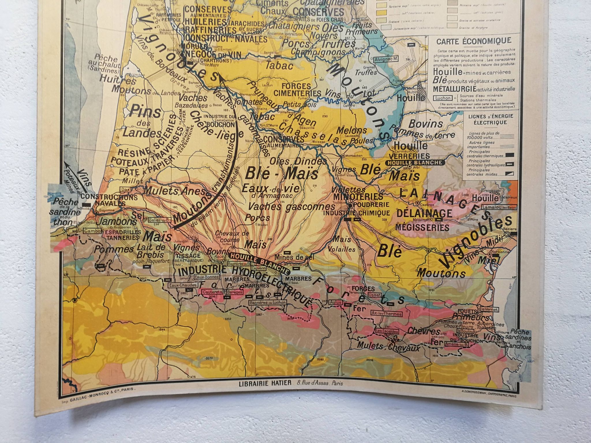 School n ° 3 Pyrénées and Aquitaine basin map