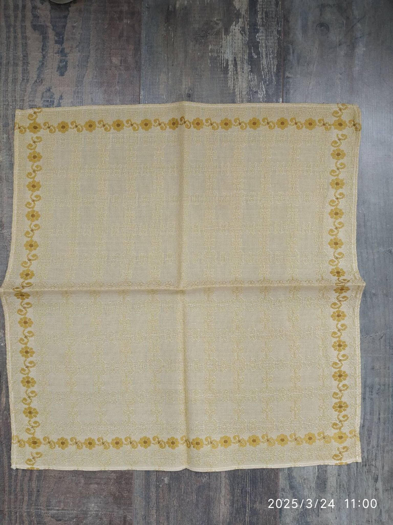 Vintage tablecloth and napkins