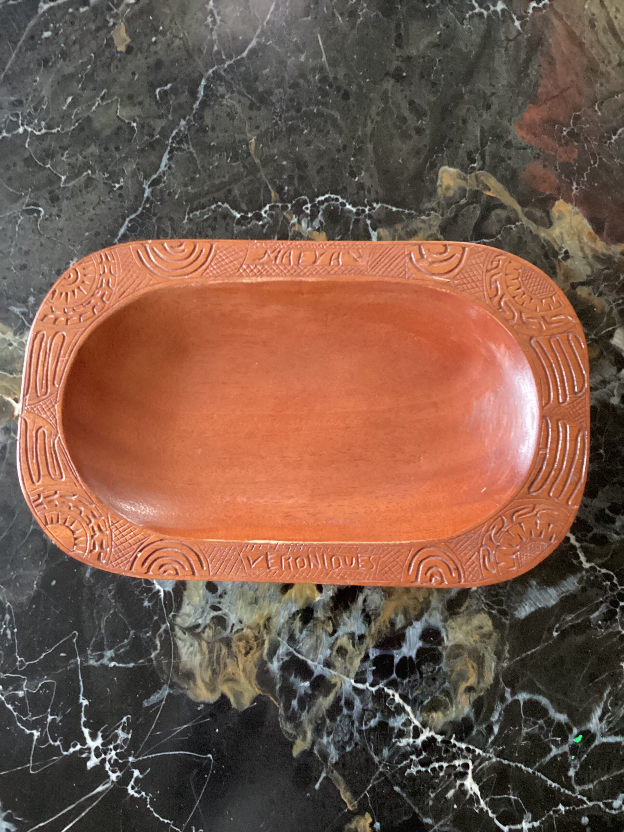 Tray in solid exotic wood