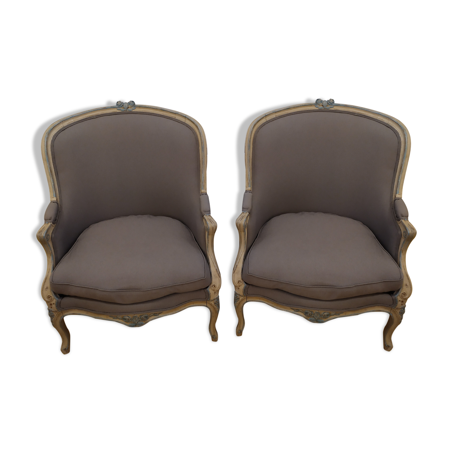 Paire de bergères de style Louis XV