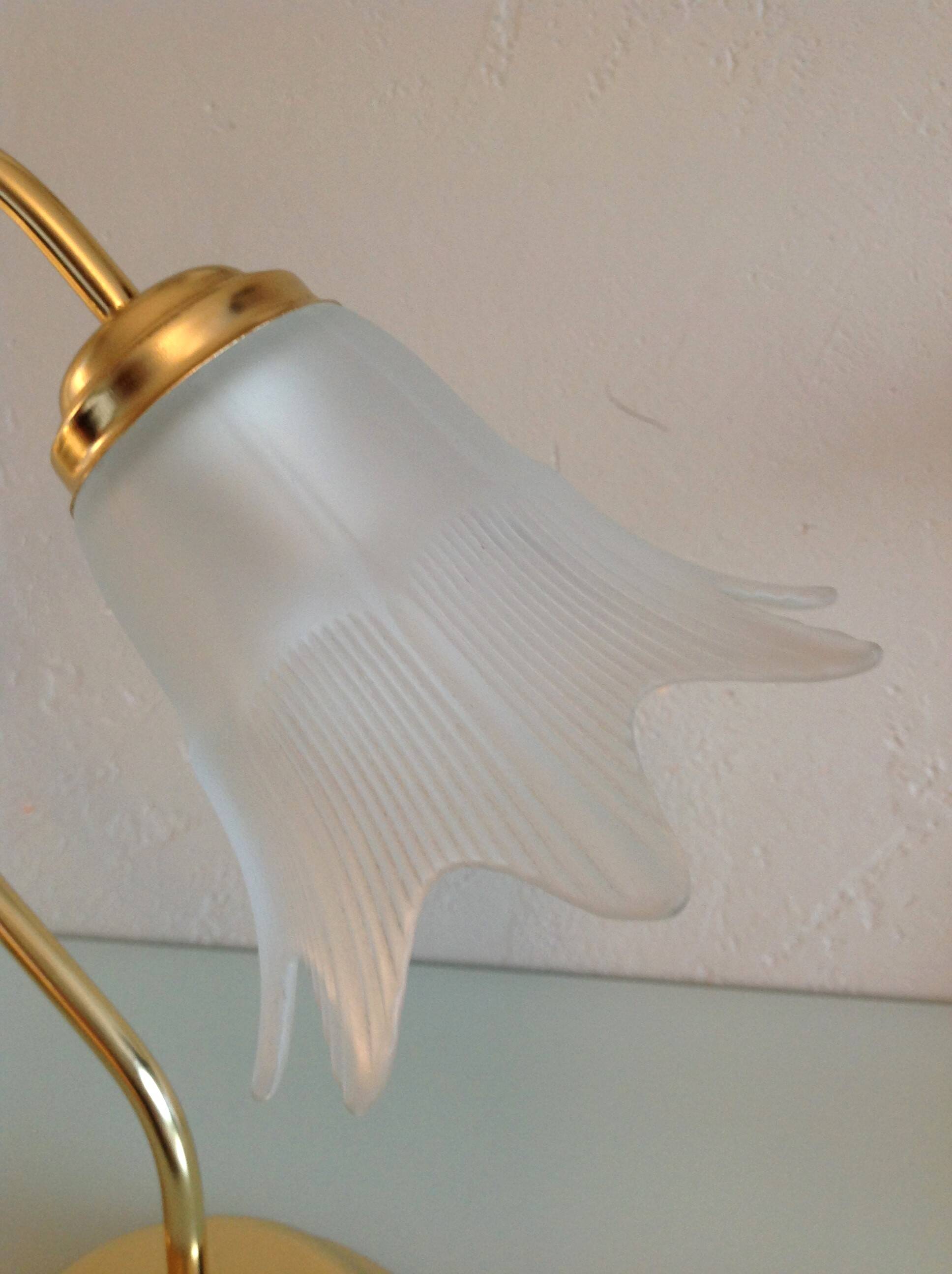Lampe de chevet en laiton et verre dépoli style art déco