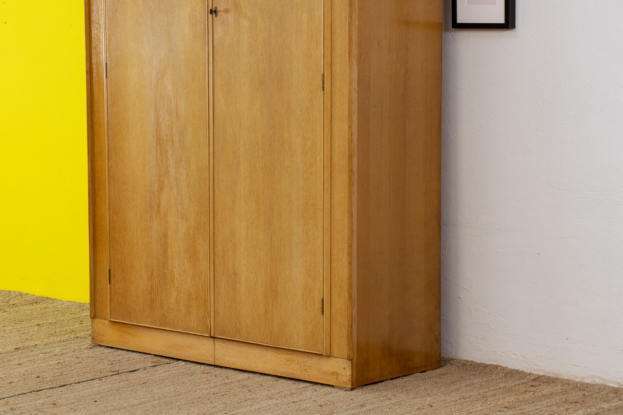 Scandinavian wardrobe 123 cm