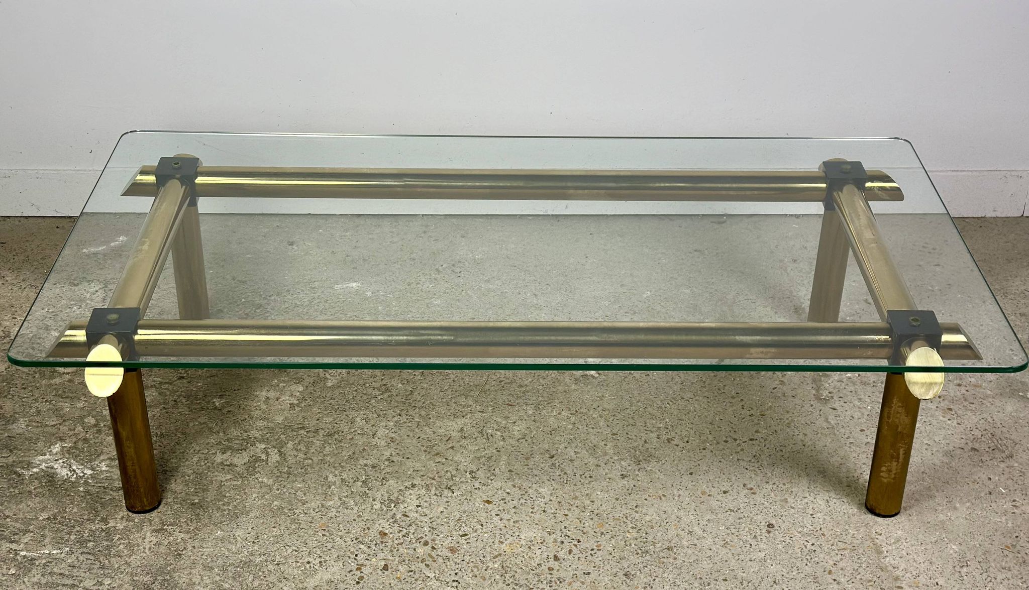 Table basse italienne vintage 80'S en laiton et fer
