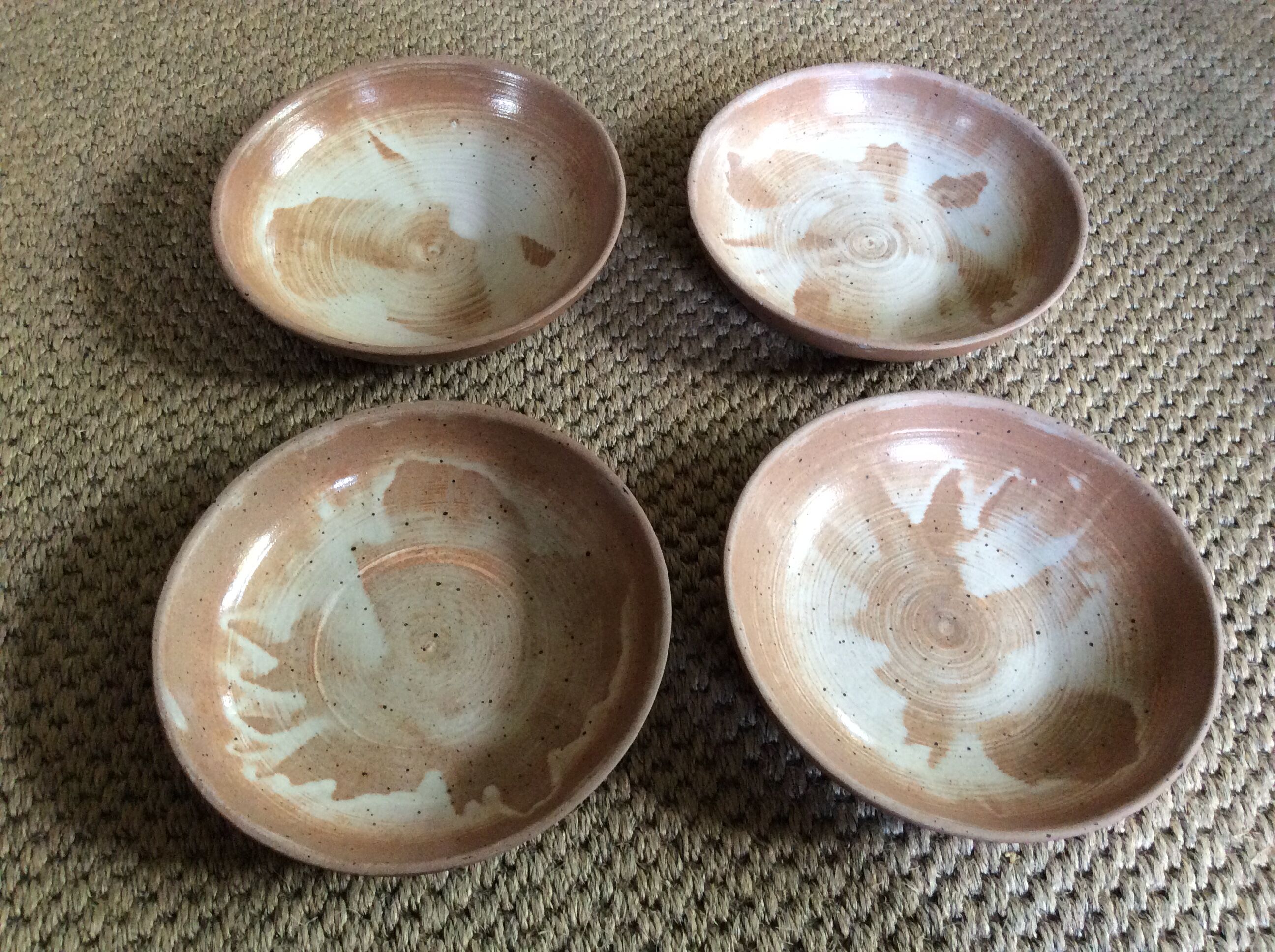 Series of 4 hollow sandstone plates