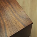 Commode en noyer, design scandinave