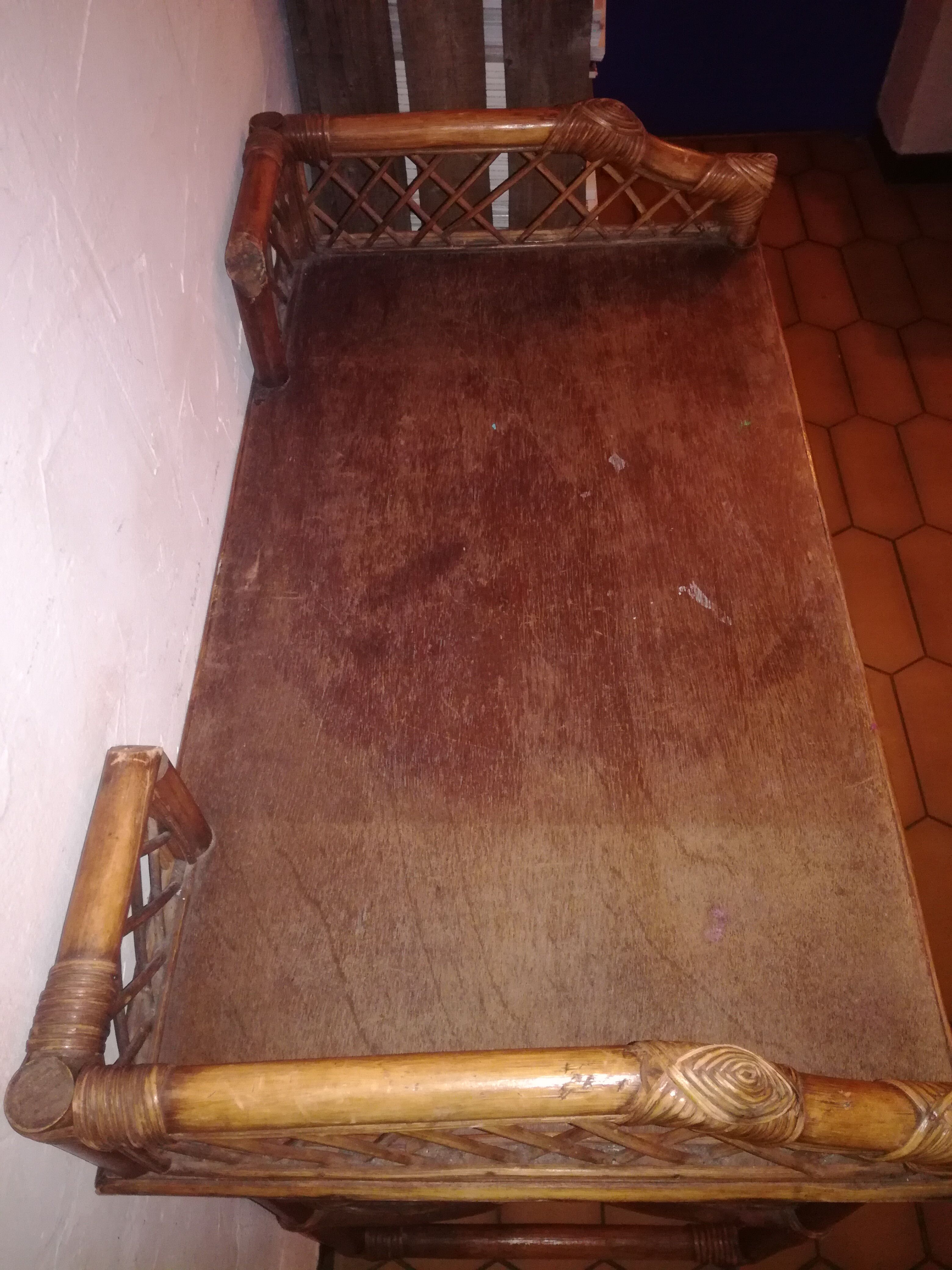 Bamboo and rattan extra furniture hairdresser