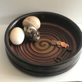 Vintage sandstone pocket empty