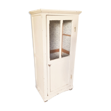 Armoire parisienne