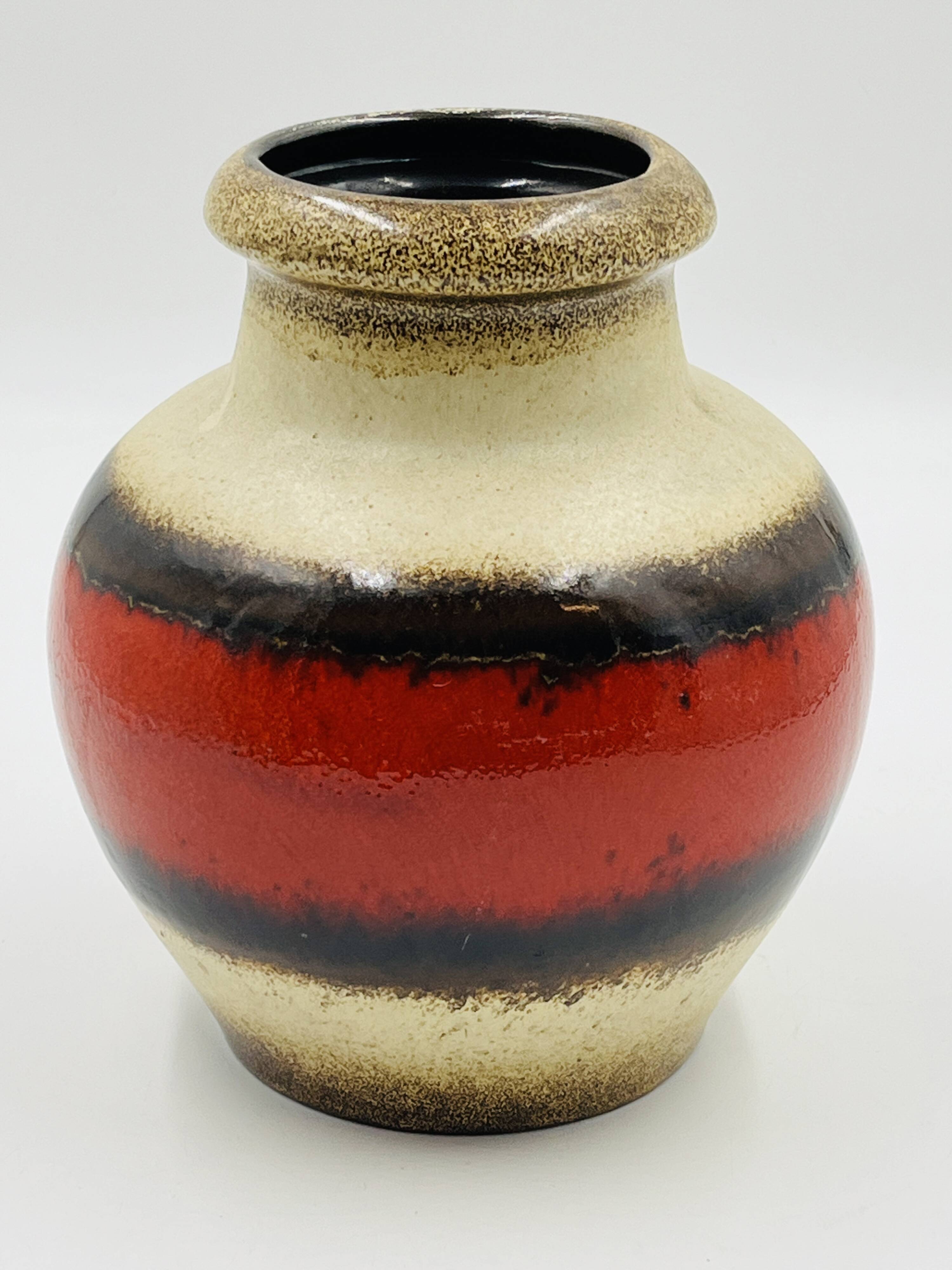 Scheurich vase 291 with red cabochons