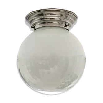 Plafonnier boule opaline années 40