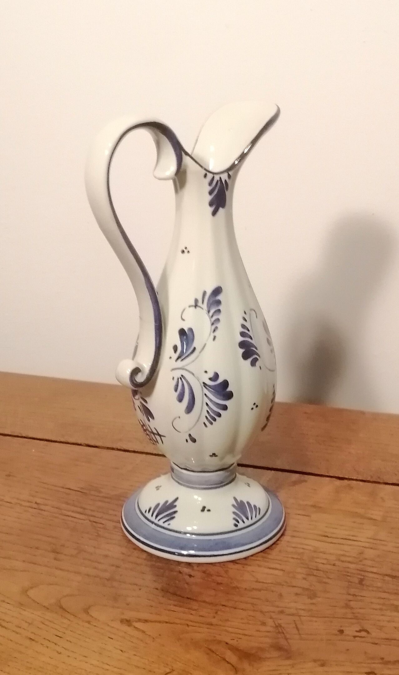 Pitcher in bankruptcy signed Delft