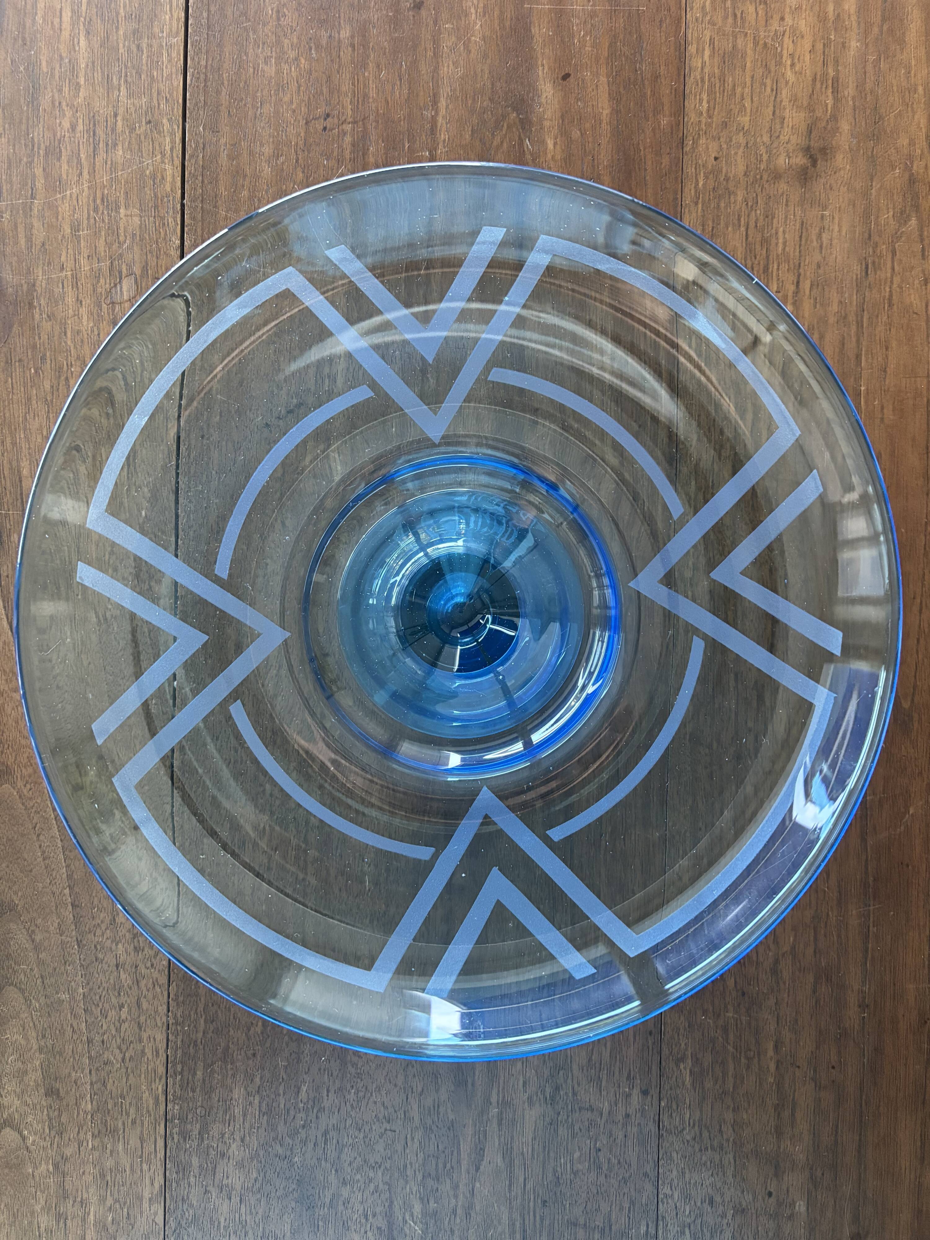 Beautiful large glass bowl signed André Delatte - Nancy