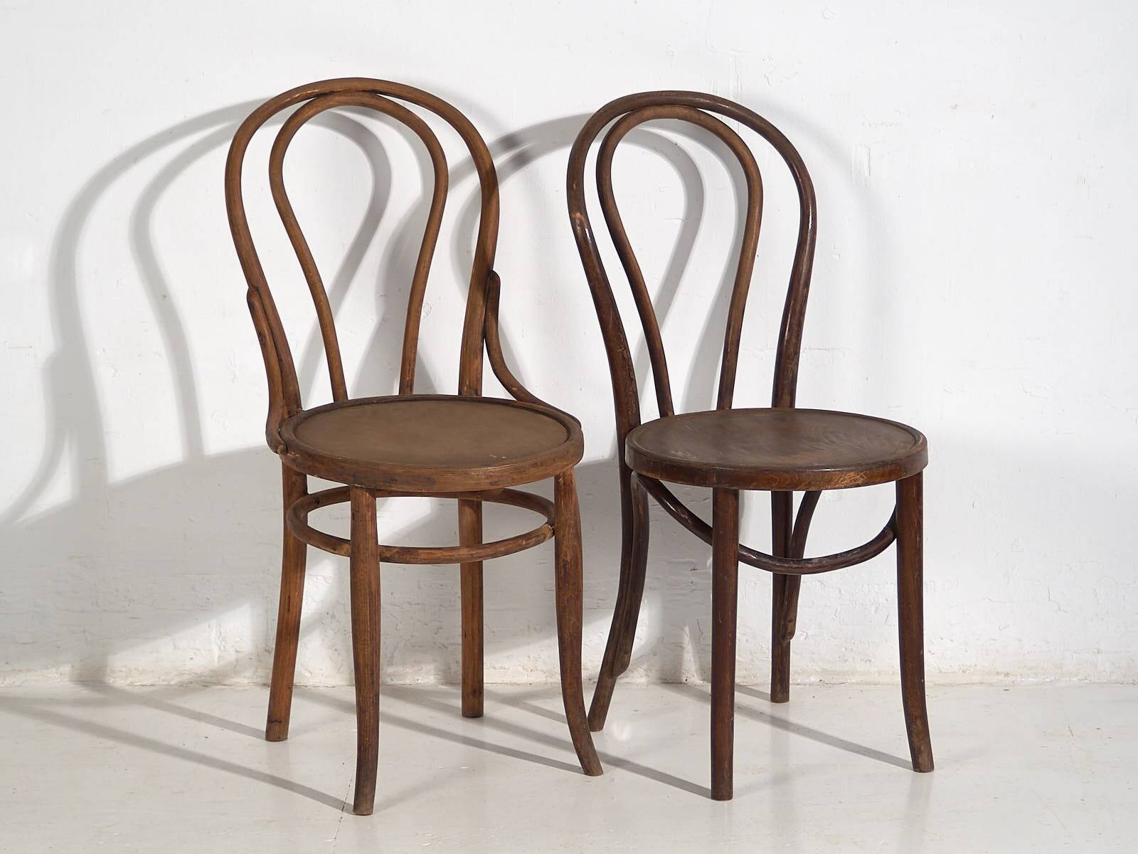 Antique Thonet Chairs No. 18 (c.1920). Set of 4 pieces #11