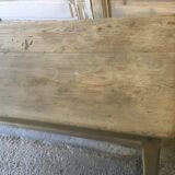 Pine cloth table