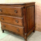 Neo rustic chest of drawers in oak XX century