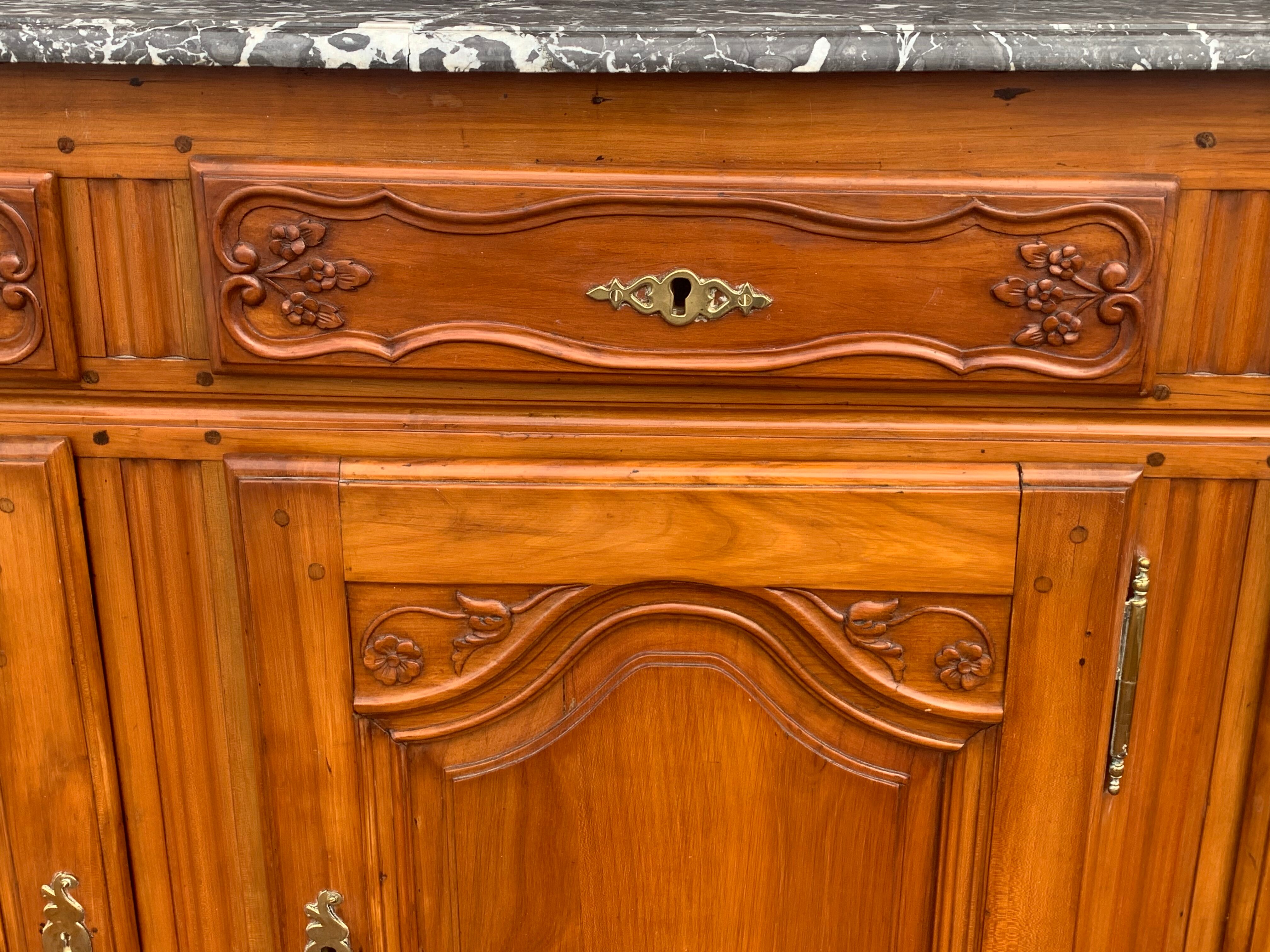 Sideboard three doors in 18th century cherry