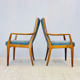 Deux fauteuils modèles Casala