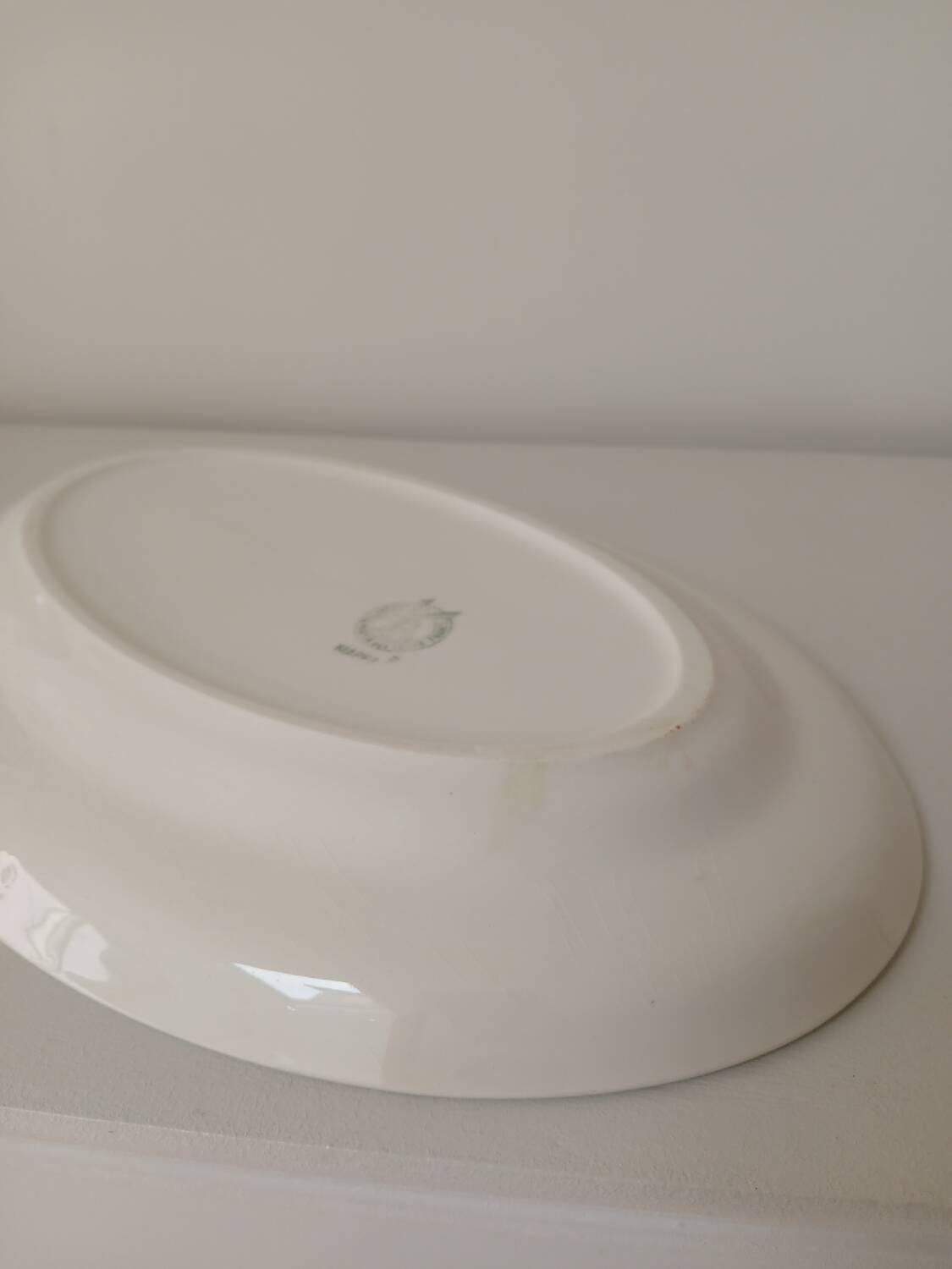 Moulin des Loups presentation dish tablecloth model