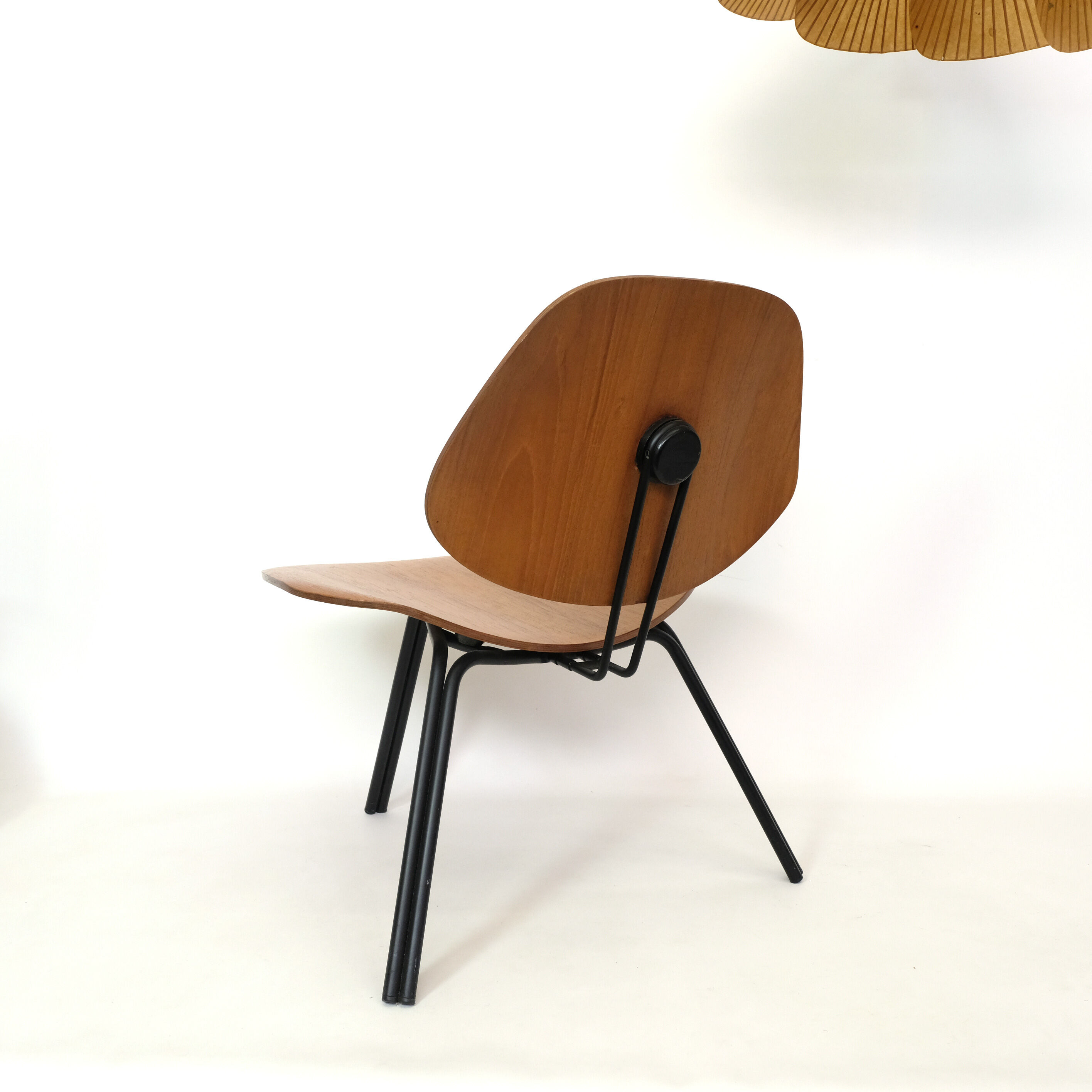 Osvaldo Borsani, P31 armchair, Tecno, 1963