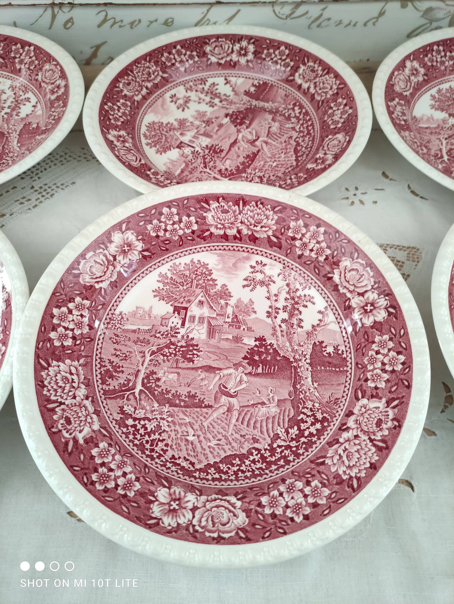 Set of 6 hollow plates in opaque porcelain Villeroy & Boch model Rusticana red English décor