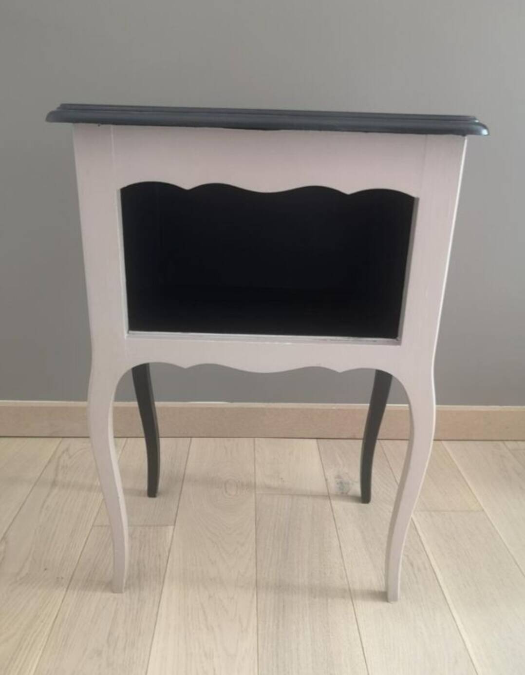 Pair of bedside tables