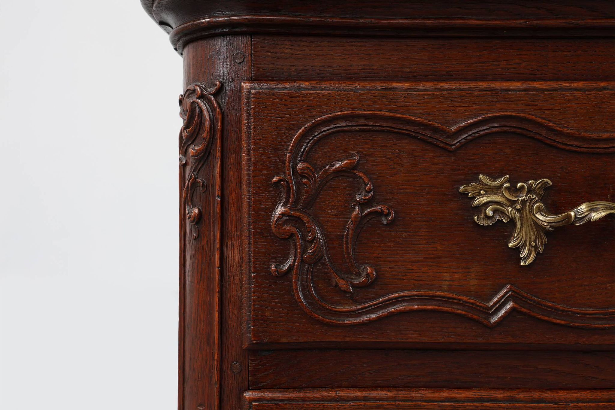 French 18th Century hand crafted oak chest of drawers in Louis XV style