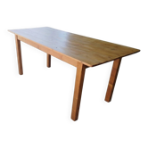 Farm table