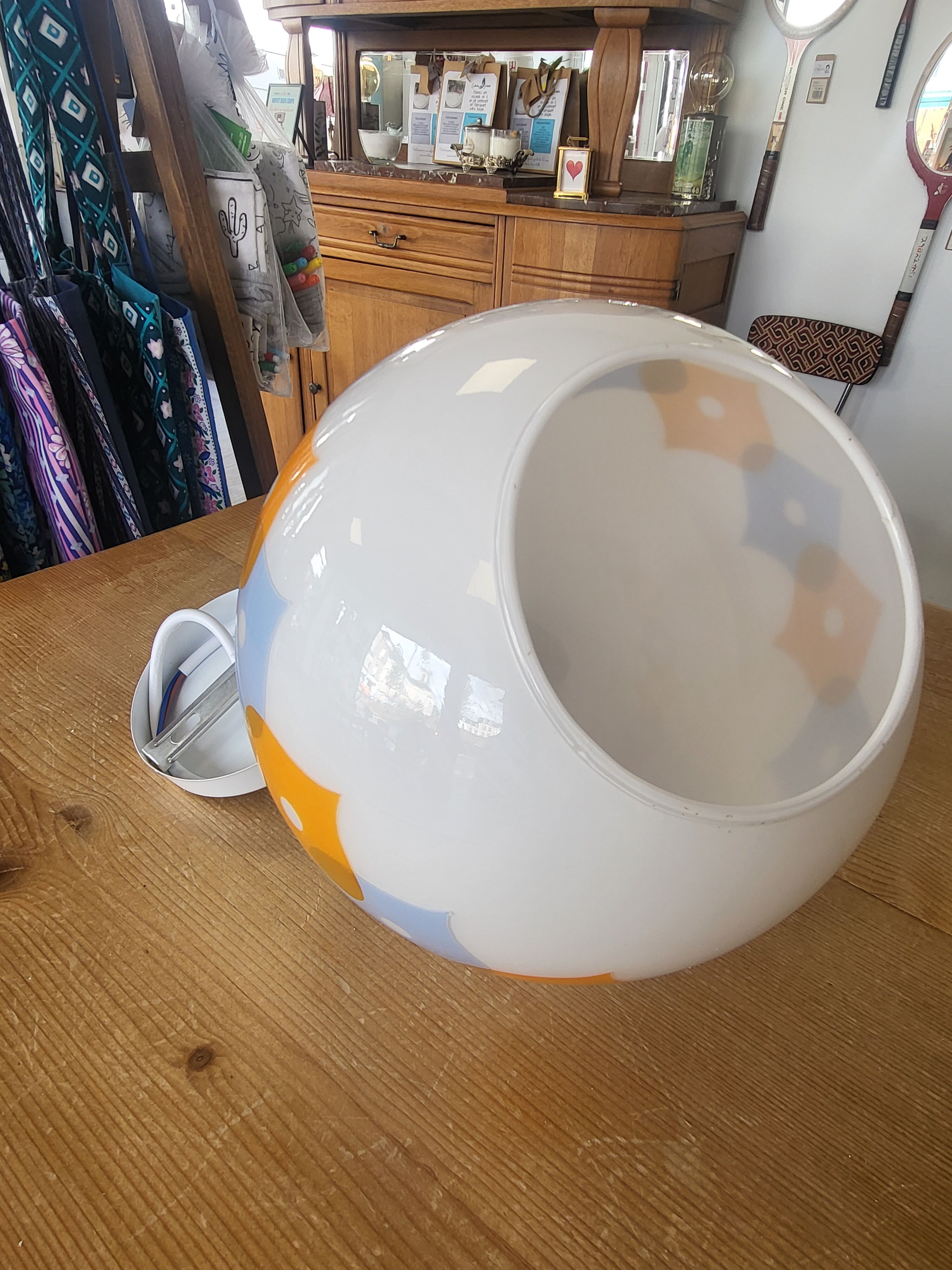 Suspension ball in opaline white geometric patterns orange and blue years 60/70