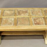 Table basse brutaliste par Maison de Tonge
