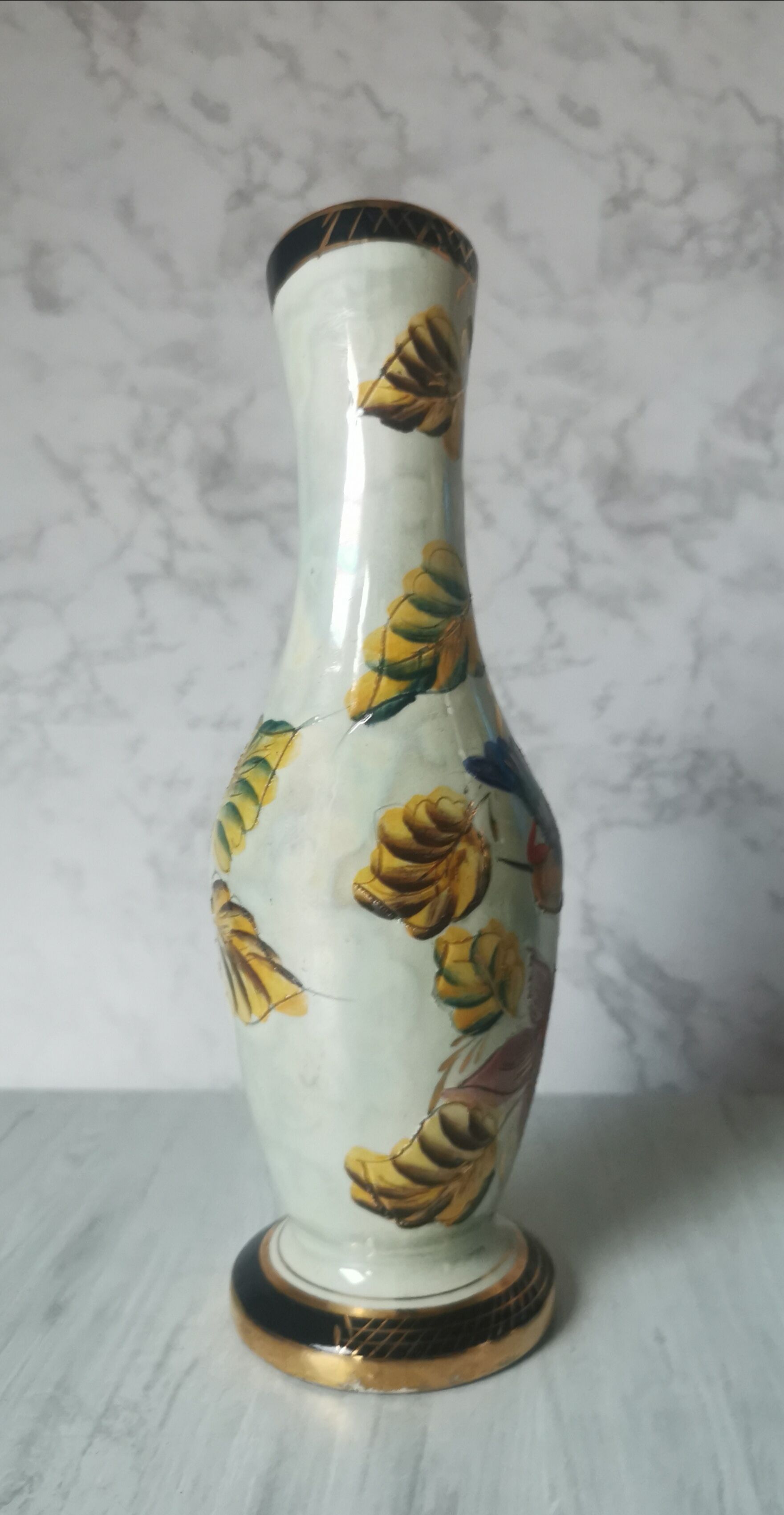 Ceramic hummingbird vase by Bequet