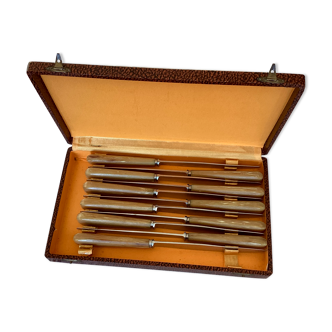 Set of 11 Apollonox table knives in a box