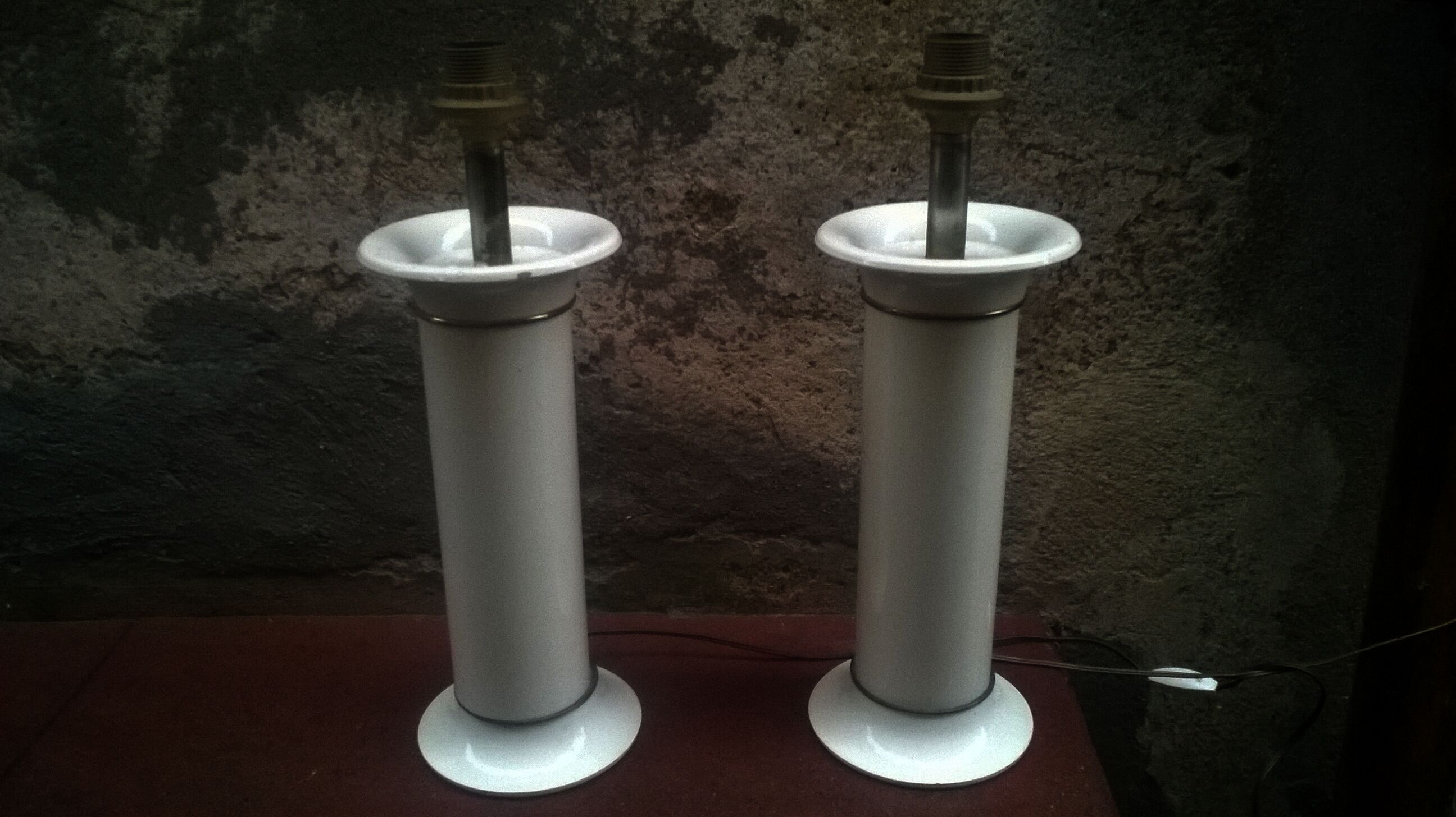 Two feet of living room lamp