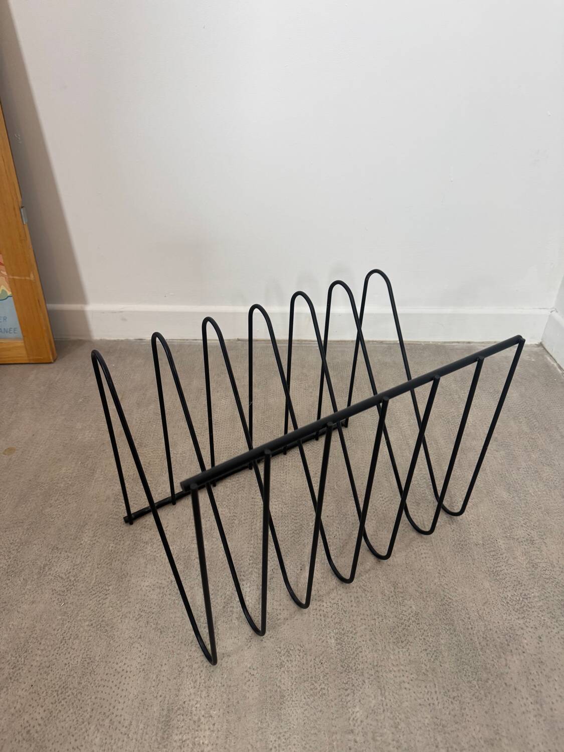 Z François Arnal magazine rack