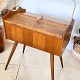 Vintage worker compass feet